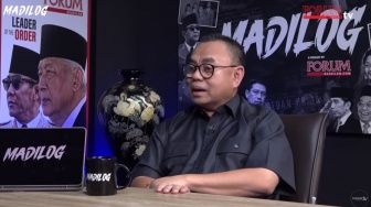 'Black Hole' Demokrasi Era Jokowi: Sudirman Said Kuliti Pelemahan KPK hingga Nepotisme Anak Mantu