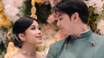 Brisia Jodie dan Jonathan Alden Menikah di Katedral, Dream Wedding Terwujud