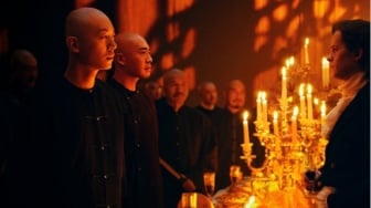 Sinopsis The Thirteen-Hongs in Canton, Drama Terbaru Zhu Ya Wen di iQiyi