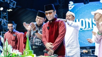 Perayaan Ultah Gus Miftah Disindir Ikut Ajaran Kitab Injil
