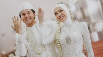 Sah Menikah, Manisnya Cerita Perjalanan Cinta Arbani Yasiz dan Raissa Ramadhani