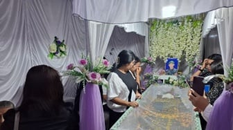 Sakit Hati Ibu Prada Lucky Saat Anaknya Cerita Dipukul Dan Dicambuk di Barak TNI