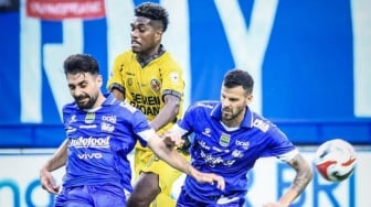 Berbeda dengan Jajaran Pelatih, Kapten Klub Kontestan Liga Indonesia Didominasi Pemain Lokal