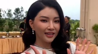 Ungkap Rahasia Diet, Sarwendah Rilis Minuman Serat Rasa Matcha