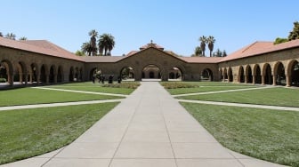 Universitas Stanford PHK 363 Karyawan, Ini Penyebabnya