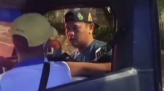 Sopir Jaklingko Diancam Pria Ngaku Dishub di Jakarta Barat: Ribut Soal Sein, Hampir Rampas HP!