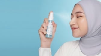 4 Face Mist Panthenol Ampuh Redakan Kulit Kemerahan Akibat Cuaca Panas!