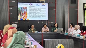 Sinergi UAJY-UKRIM dan BUMDes Tamanmartani: Tingkatkan Ekonomi Desa Lewat Teknologi Pengering Herbal