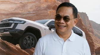 3 Mobil Mewah di Garasi Bupati Pati Sudewo: Totalnya Tembus Rp6,3 Miliar, Tahun Muda Semua