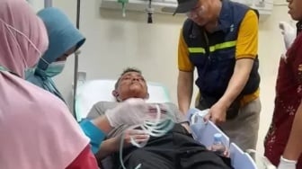 Siapa Kapolsek Pati Luka-luka Dikeroyok Massa Demo Bupati Pati? Mobil Polisi Dibakar!