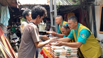 Bedah Rumah dan Fasilitas Umum Jadi Program CSR Summarecon di Usia ke-50