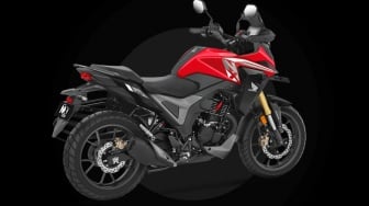 Memikatnya Motor Petualang Honda NX200: Sekasta Tiger, Segenre dengan CB150X, Lebih Murah!