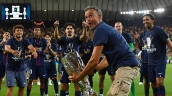 PSG Juara Meski Main Jelek, Luis Enrique: Kadang Sepak Bola Memang Tak Adil