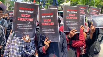 Kisah Pilu Kakek 82 Tahun Dipenjara soal Pajak Tanah, Presiden Diminta Turun Tangan