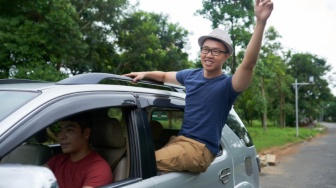 5 Rekomendasi Mobil dengan Harga Sewa Murah untuk Liburan 17 Agustus