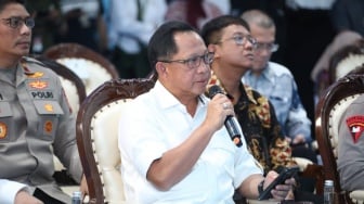Gerakan Pangan Murah, Mendagri Tito Apresiasi Sinergi Bulog dan Polri
