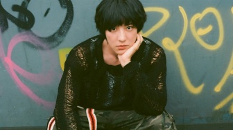 Chanyeol EXO Bahas Cinta dan Persahabatan di Album Terbaru 'Upside Down'