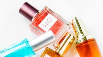 5 Rekomendasi Parfum yang Tercium dari Jarak Jauh, Wanginya Tahan Lama dan Memikat