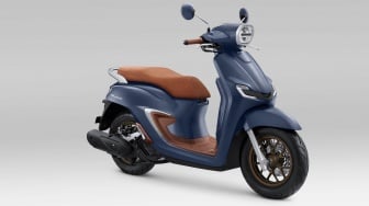 Honda Stylo 160 Punya Baju Baru, Warna Royal Matte Blue Bikin Makin Pede di Jalan