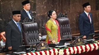 Puan Maharani Nyanyi 'Imagine': Pesan Politik Mengejutkan di Balik Lagu Lennon