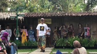 Living In Harmony: Lurik Fashion Show, Pentas Tari, dan Pertunjukan Musik