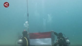 Merah Putih Berkibar di Kedalaman Laut Aceh: Upacara HUT ke-80 RI yang Bikin Merinding