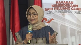 Pendiri CORE Indonesia Peringatkan Bonus Demografi Tak Otomatis Bawa Kemajuan