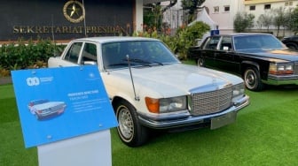 Saksi Bisu Perjalanan Bangsa: Mercy Tua Tunggangan Soeharto, Habibie, dan Gus Dur 'Mejeng' di Istana