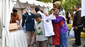 Bulan Kemerdekaan, Pertamina Dukung Pendidikan dengan Bagikan 1.000 Seragam Sekolah