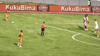 Drama Penalti di Lampung! Bhayangkara FC vs PSM Berakhir Imbang, Skema Pelatih Gagal Total?