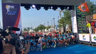 Lari Malam dengan Lautan Cahaya: PIK Nite Run 2025 Pecahkan Rekor MURI!