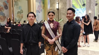 Lebih dari Sekadar Mahkota: Perjalanan Rinanda dari Kaltim ke Puteri Indonesia