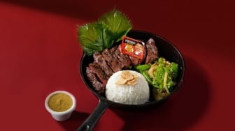 Steak Ala Jepang yang Meleleh di Lidah: Wagyu Zabuton dengan Negi Butter Sauce