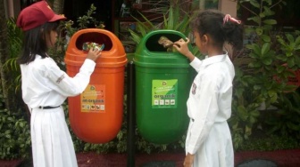Putus Rantai Sampah dengan Kebiasaan Membawa Sendiri