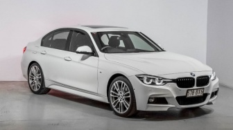 6 Mobil Sedan Bekas untuk Mahasiswa yang Keren, Honda hingga BMW