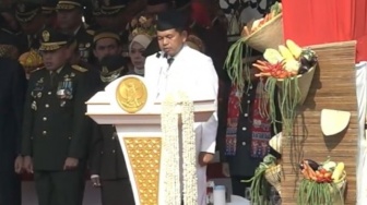 Dedi Mulyadi Menangis Minta Maaf: Ini Adalah Dosa Besar..