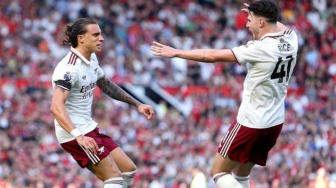Riccardo Calafiori Bersinar, Posisi Myles Lewis-Skelly di Arsenal Terancam Hilang