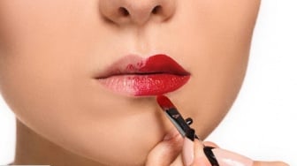 Gagal Bikin Ombre Lips Terus? Coba Tutorial 5 Menit ala Korea Ini, Khusus Pemula