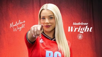 Raup Rp10 Miliar dari OnlyFans, Madeleine Wright Malah Pilih Balik ke Sepak Bola