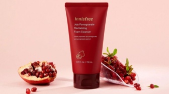 4 Rekomendasi Face Wash Buah Delima, Solusi Kulit Bersih dan Cerah Alami
