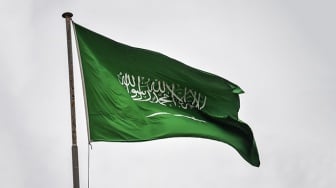 CEK FAKTA: Arab Saudi Disebut Bagi-bagi Dana untuk Umat Islam