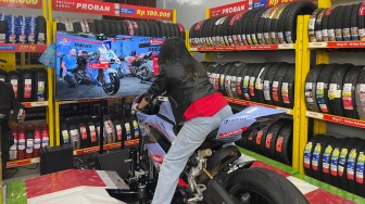 Federal Oil Berikan Harga Spesial Ganti Oli Sambut Kemerdekaan