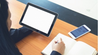 Perbedaan Pad dan Tablet, Mana yang Lebih Worth Buying?