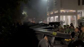 BREAKING NEWS: Demo Pajak PBB di Bone Rusuh, Sejumlah Petugas Terluka