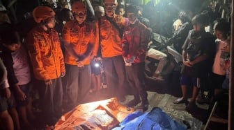 Tragedi Tanjung Emas: 2 Pemancing Tewas, 3 Masih Hilang, Pencarian Ditunda!