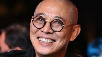 Jet Li Bagikan Kondisinya Pasca Operasi Pengangkatan Tumor Jinak di Tubuhnya