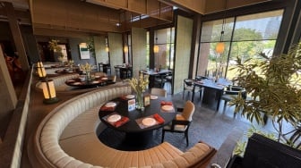 Hidden Gem di Kemayoran: Seribu Rasa Sajikan Pengalaman Makan Mewah dengan Pemandangan Golf Memukau