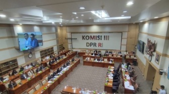 Kasus OTT Bupati Kolaka Timur Berlanjut di Komisi III DPR RI