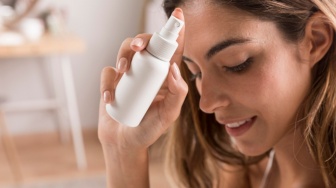 5 Rekomendasi Setting Spray Murah dan Tahan Lama di Bawah Rp50 Ribuan