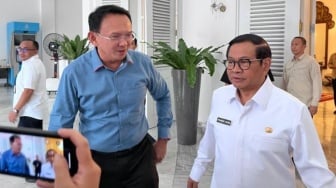 Ahok Temui Pramono Anung di Balai Kota, Bahas PBB hingga Sistem Voucher Digital